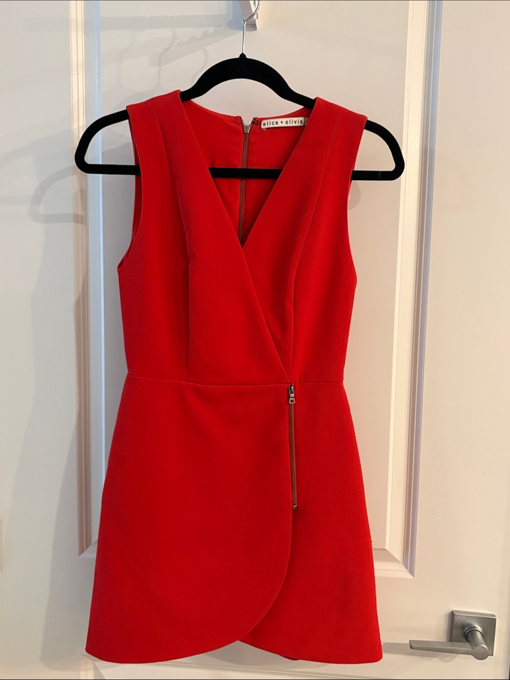 Alice + Olivia Red V-Neck Sleeveless Wrap Mini Dress